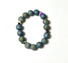 Load image into Gallery viewer, L & J COLLECTION BRACELET: STACKER DRUZY W ACCENT BEADS