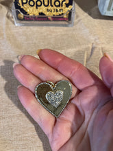 Load image into Gallery viewer, CHARM: PAVE HEART (GOLD/SILVER)