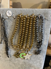 Load image into Gallery viewer, BRACELET: LOBSTER CLASP BEAD (GOLD)