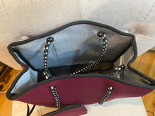 Load image into Gallery viewer, SALE MEDIUM NEOPRENE TOTE: MERLOT