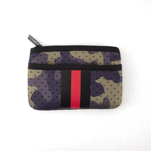 Load image into Gallery viewer, NEOPRENE ZIPPER POUCH/KEY CHAIN: GREEN CAMO W RED STRIPE