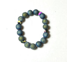 Load image into Gallery viewer, L &amp; J COLLECTION BRACELET: STACKER DRUZY STONES W ACCENT BEADS
