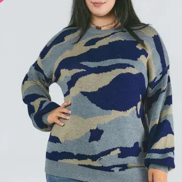 TOP: PLUS CAMO KNIT SWEATER