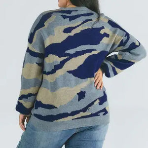 TOP: PLUS CAMO KNIT SWEATER