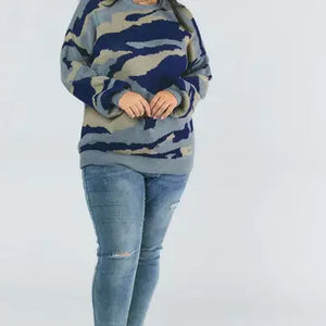 TOP: PLUS CAMO KNIT SWEATER