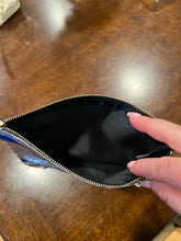 Load image into Gallery viewer, SEQUIN COIN PURSE: ISRAELI FLAG
