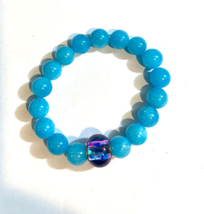 L & J COLLECTION BRACELET: STACKER GLASS SWIRL CHARM (BLUE)