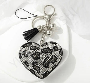 KEYCHAIN: RHINESTONE LEOPARD HEART (SILVER/BROWN)