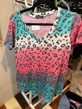 Load image into Gallery viewer, SALE: LEOPARD RAINBOW T SHIRT
