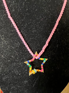 ENAMEL CHAIN W FLOATING STAR (PINK)