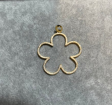 Load image into Gallery viewer, CHARM: PAVE FLOWER
