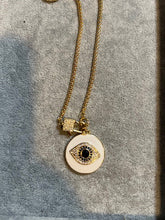Load image into Gallery viewer, NECKLACE: PAPERCLIP CHAIN W ENAMEL EVIL EYE (WHITE)
