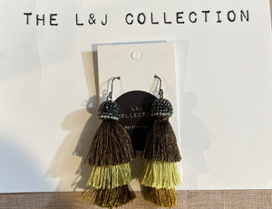 L & J COLLECTION EARRING: FRINGE DROP (NEUTRAL BROWN)