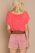 Load image into Gallery viewer, SALE TOP: CORAL BASIC TEE
