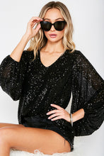 Load image into Gallery viewer, SALE TOP: BLACK SEQUIN BUBBLE SLEEVE
