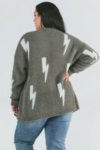 Load image into Gallery viewer, SALE PLUS CARDIGAN: GREY BOLT
