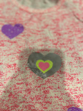 Load image into Gallery viewer, KIDS: PINK T SHIRT GLITTER HEARTS (4)
