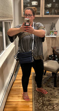 Load image into Gallery viewer, SALE PUFFER SQUARE CROSSBODY/WRISTLET: NAVY
