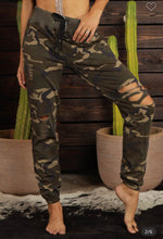 Load image into Gallery viewer, SALE JOGGER: CAMO DISTRESSED
