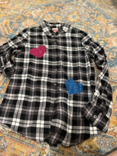 Load image into Gallery viewer, KIDS: FLANNEL W EMOJI  STONES (SIZE 5)
