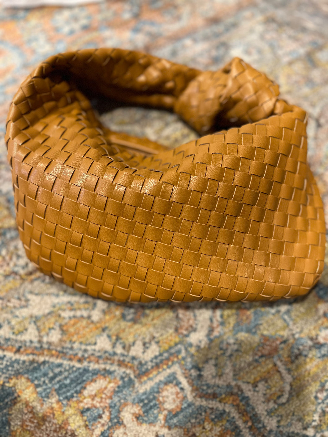 DUMPLING WOVEN BAG: CARMEL