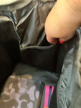 Load image into Gallery viewer, NEOPRENE TRAVEL BAG: CAMO NAVY BLUE PINK
