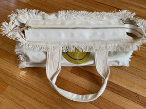 CANVAS FRINGE TOTE LARGE: SMILE STONES WHITE