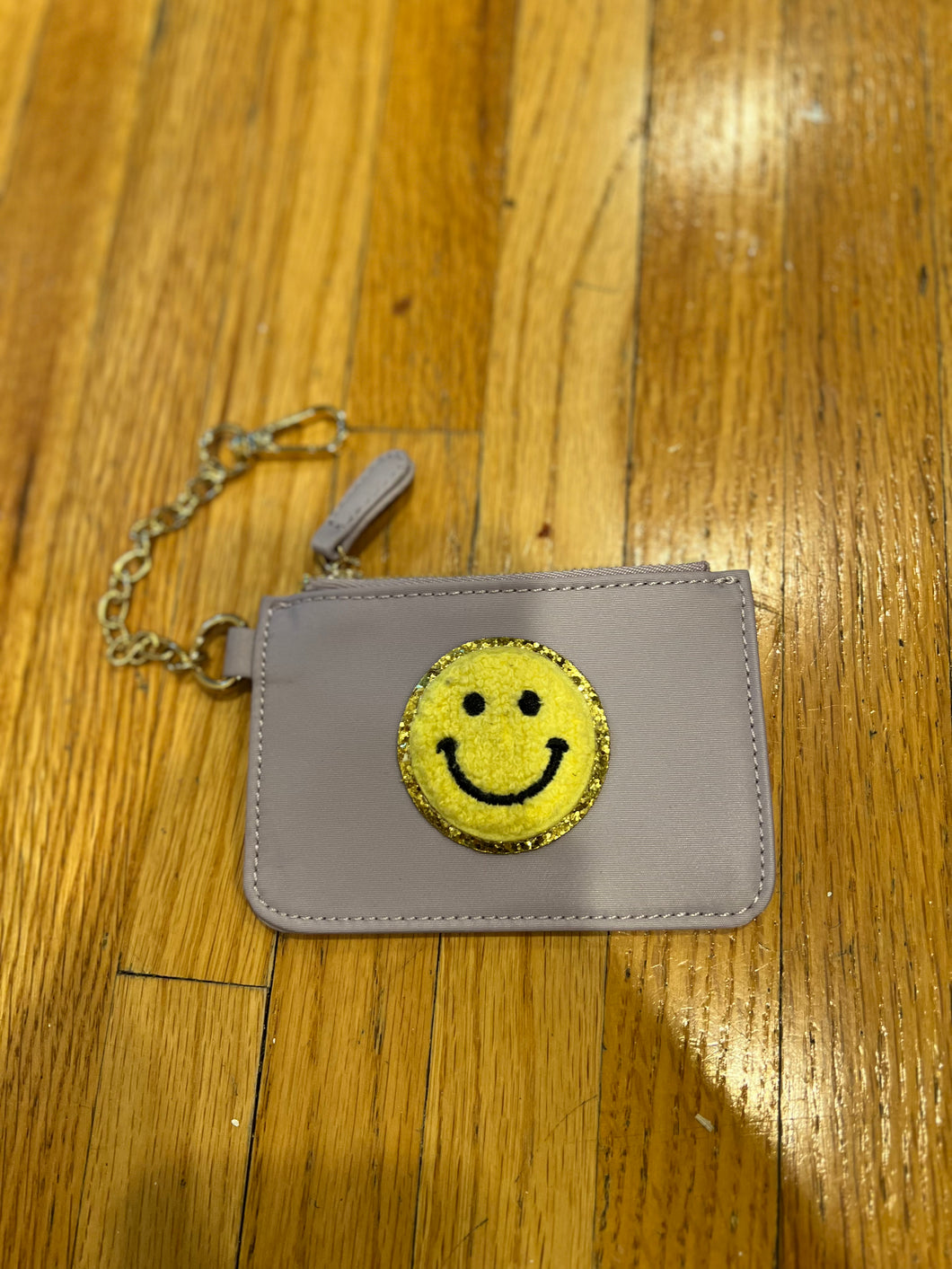 KEYCHAIN POUCH: PURPLE SMILE PATCH