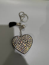 Load image into Gallery viewer, KEYCHAIN: RHINSTONE HEART
