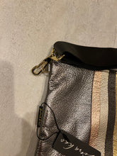 Load image into Gallery viewer, GENUINE LEATHER BAG: TAYLOR CROSSBODY GUNMETAL
