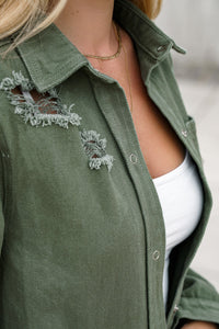 SALE SHACKET: DISTRESSED CAMO GREEN