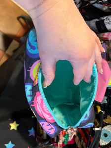 COSMETIC CASE: SPRAY SMILES