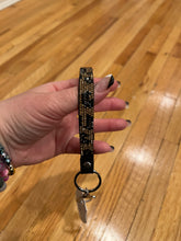 Load image into Gallery viewer, SPARKLE WRISTBAND KEYCHAIN: LEOPARD
