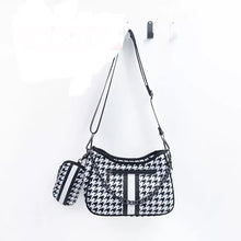 Load image into Gallery viewer, NEOPRENE CROSSBODY W CHAIN (HOUNDSTOOTH)
