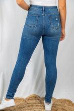 Load image into Gallery viewer, SALE PLUS DENIM: HIGH WAIST DISTRESSED BUTTON JEANS
