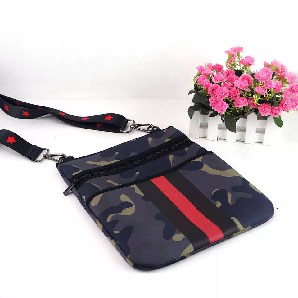 Men Camo Graphic Sling Bag