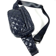 Load image into Gallery viewer, PUFFER FANNIE/HIP: QUILTED BLACK
