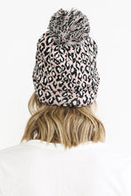 Load image into Gallery viewer, HAT: LEOPARD W POM POM (PINK)
