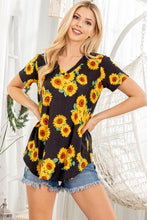 Load image into Gallery viewer, SALE TOP: SUNFLOWER V NECK FLORAL
