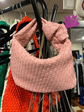 Load image into Gallery viewer, DUMPLING WOVEN BAG: LIGHT PINK
