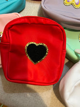 Load image into Gallery viewer, COMSETIC PATCH CASE SMALL; RED HEART
